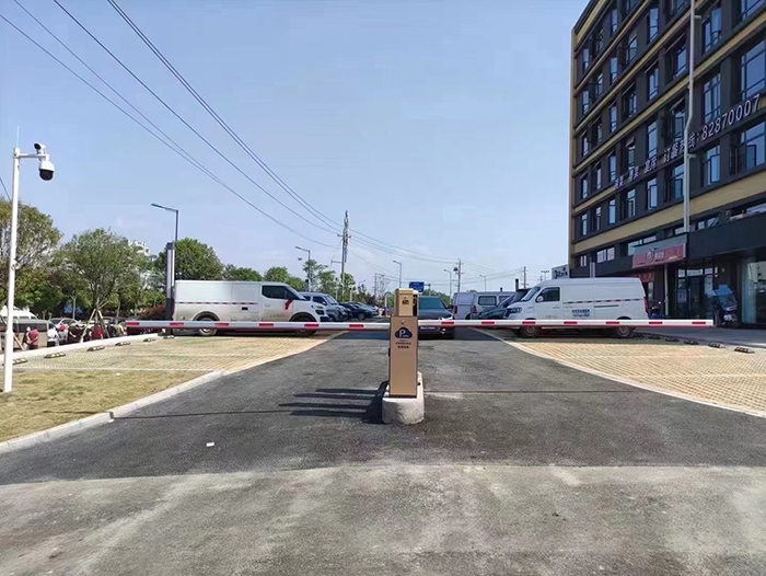 寫(xiě)字樓直桿道閘