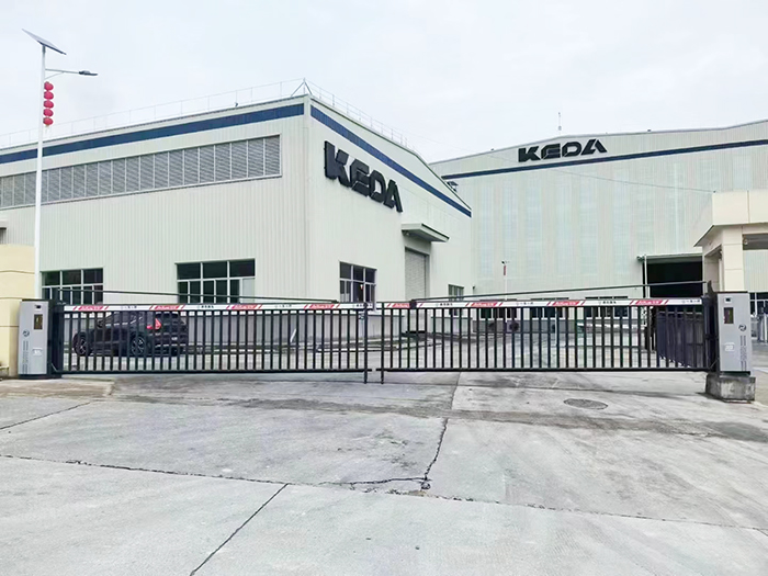 工廠(chǎng)大型柵欄門(mén)