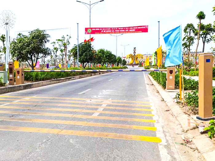 某大學(xué)生城采用 “安快” 車牌識別系統(tǒng)